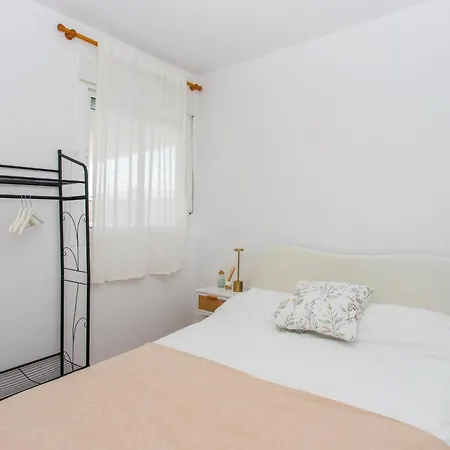 Wolfie Apartment *
